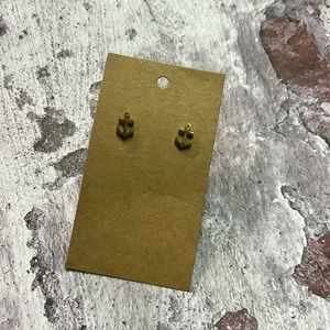 🛍 6 for $35 • Gold Anchor Nautical Stud Earrings